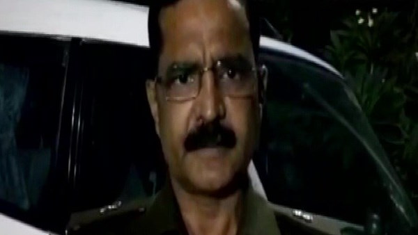 Two labourer died after wall collapsed in Noida