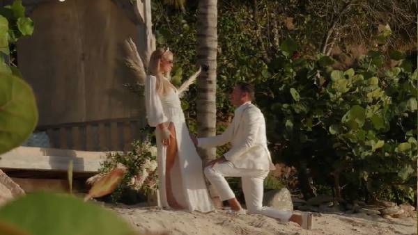 सेरेमनी की एक प्यारा सा वीडियो किया शेयर सेरेमनी की एक प्यारा सा वीडियो किया शेयर