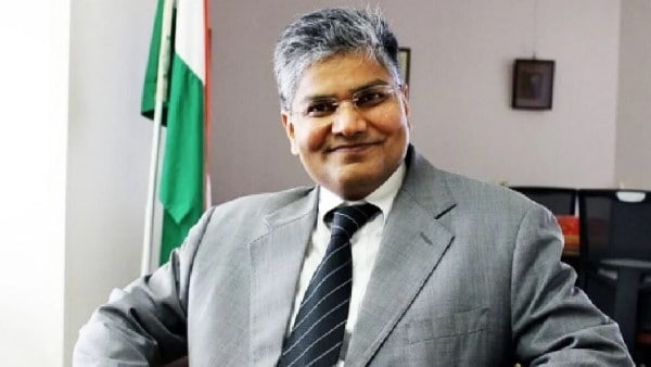 तनाव के बीच नई जिम्मेदारी