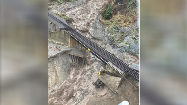 300 लोगों का रेस्क्यू