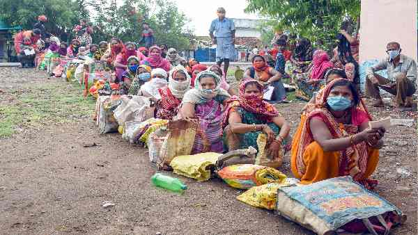 किस आधार पर तय हुई गरीबी ? किस आधार पर तय हुई गरीबी ?