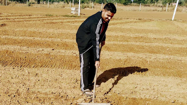  दिवाली आए हुए हैं गांव