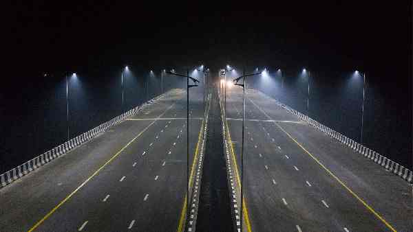 पूर्वांचल एक्सप्रेस से किसे साधना चाहती है बीजेपी ? पूर्वांचल एक्सप्रेस से किसे साधना चाहती है बीजेपी ?