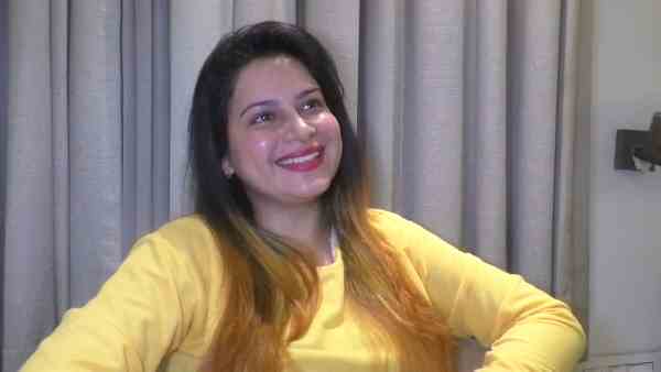 कौन हैं प्रियंका को चुनौती देने वाली एक्ट्रेस रचना सिंह यदुवंशी कौन हैं प्रियंका को चुनौती देने वाली एक्ट्रेस रचना सिंह यदुवंशी