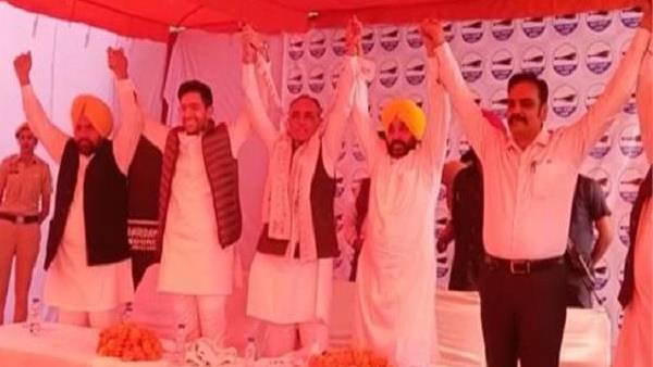 AAP में शामिल हुए रमन बहल