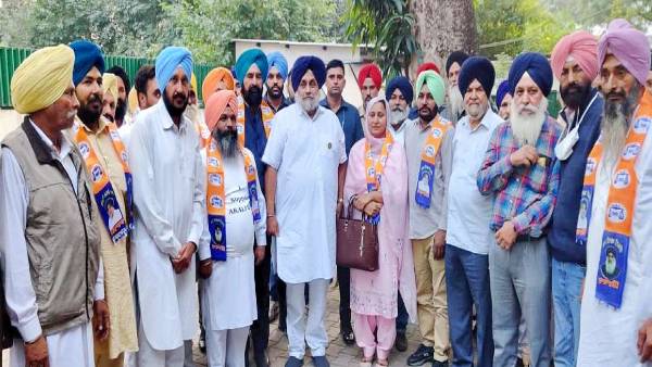 सुखबीर बादल का इमोशनल कार्ड सुखबीर बादल का इमोशनल कार्ड