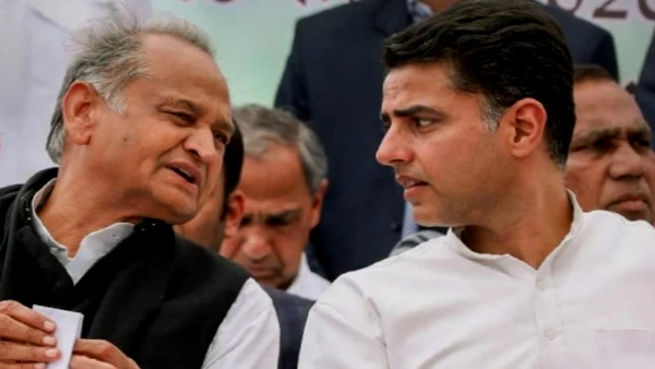 तीन मंत्रियों का इस्तीफा