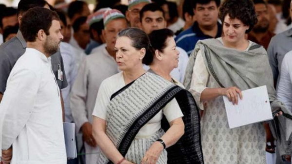 नेतृत्व का बंटा हुआ होना वजह?