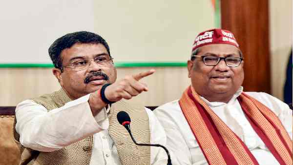 निषाद समाज के बीच खुद की मौजूदगी चाहती है भाजपा