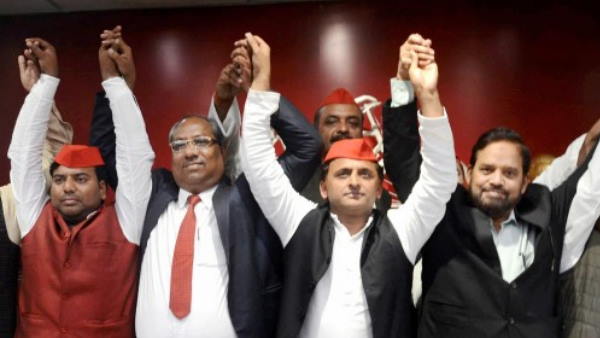 आरक्षण और फूलन देवी के इर्द-गिर्द घूमती है निषादों की राजनीति