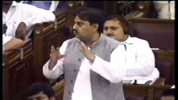 2017 में 119 करोड़ रुपये थी शाह आलम की संपत्ति 2017 में 119 करोड़ रुपये थी शाह आलम की संपत्ति