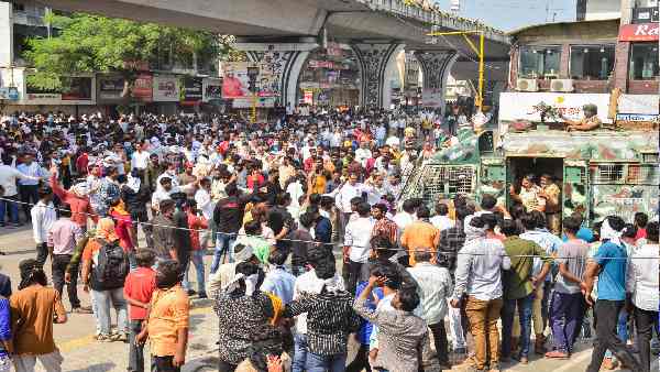 त्रिपुरा के मुद्दे पर महाराष्ट्र में हिंसा त्रिपुरा के मुद्दे पर महाराष्ट्र में हिंसा