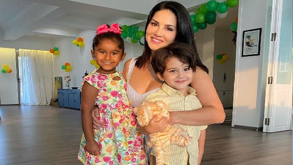  लोगों ने जमकर प्यार बरसाया