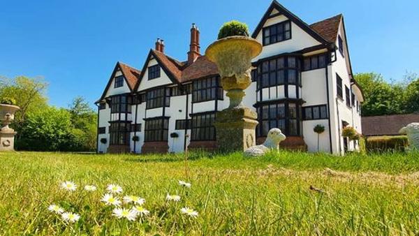 भूत ने की गुदगुदी? भूत ने की गुदगुदी?