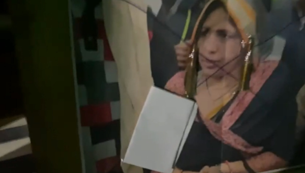 घर के बाहर मिले खाली कारतूस