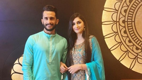 अब दुबई में रहता है परिवार अब दुबई में रहता है परिवार