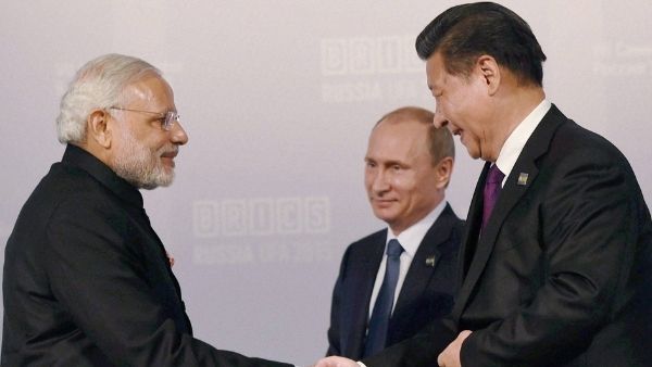 भारत के लिए क्या है रास्ता? भारत के लिए क्या है रास्ता?