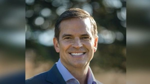 विस्फोटक मुकदमे से सनसनी