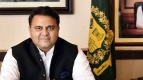 भारत के खिलाफ उगलते हैं जहर