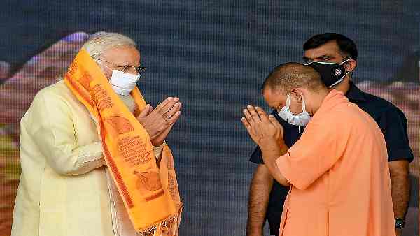 विकास से किसान आंदोलन की काट ढूंढ़ रही है भाजपा
