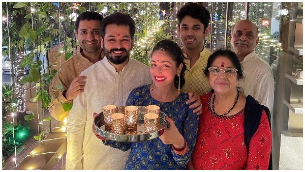 'हर साल दिवाली नई यादें और नई शुरुआत...' 'हर साल दिवाली नई यादें और नई शुरुआत...'