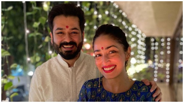 यामी ने दिवाली की तस्वीर शेयर कर कही ये बात यामी ने दिवाली की तस्वीर शेयर कर कही ये बात