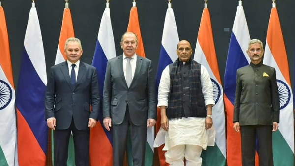 defence minister rajnath singh and external affairs minister s jayshankar prasad met with russian minister defence minister rajnath singh and external affairs minister s jayshankar prasad met with russian minister