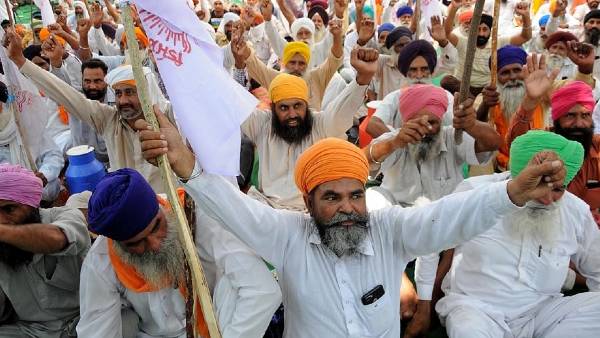 'टोल कंपनियां ज्यादती कर रही हैं'