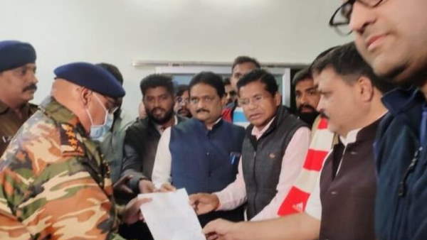 fir against sant kalicharan for dispute statement on mahatma gandhi in dharm sansad