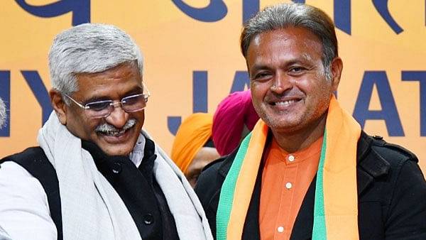 भाजपा में शामिल हुए क्रिकेटर दिनेश