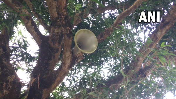 लाउडस्पीकर का इस्तेमाल भी रोका लाउडस्पीकर का इस्तेमाल भी रोका