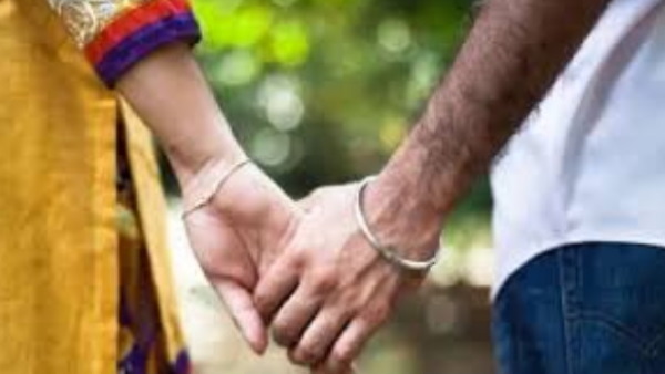 छोटी बहू अपने 6 साल के बच्चे को लेकर भी गई