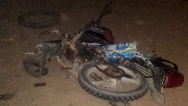 बाइक पर सवार होकर अपने ससुराल से गांव की ओर जा रहा था बाइक पर सवार होकर अपने ससुराल से गांव की ओर जा रहा था