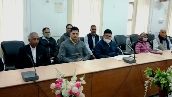 कोड के जरिए मिलेगा प्रवेश