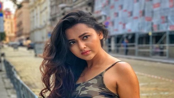 'हम जो कहेंगे वो तुम्हें एक्टिंग के साथ करना होगा' 'हम जो कहेंगे वो तुम्हें एक्टिंग के साथ करना होगा'