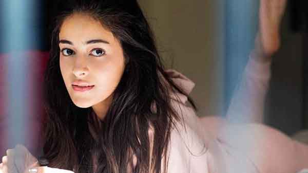 चैट को लेकर विवादों में आईं अनन्या पांडे