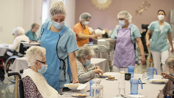 बीते 24 घंटे में देश में सामने आए 9216 कोरोना के नए मामले