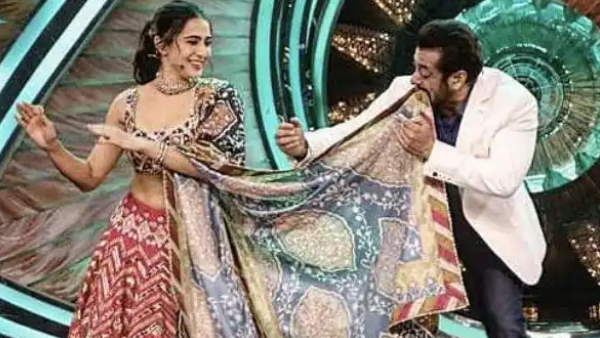 सलमान खान संग किया डांस सलमान खान संग किया डांस