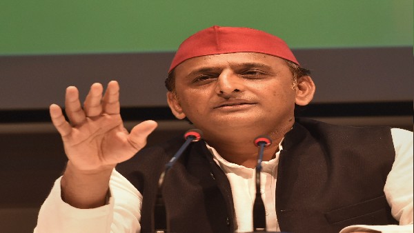 सपा के ही चुनाव चिन्ह पर चुनाव लड़ते देखना चाहते हैं अखिलेश 