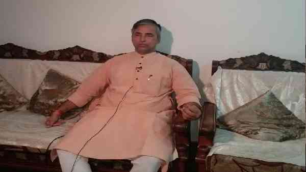 'मांझी हमारे गठबंधन में हैं और गठबंधन में ही रहेंगे' 'मांझी हमारे गठबंधन में हैं और गठबंधन में ही रहेंगे'