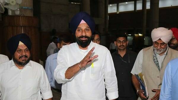 मजीठिया के घर की रेकी मजीठिया के घर की रेकी