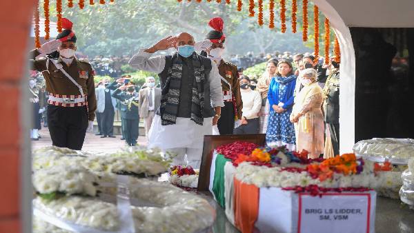  250 बुक पहले ही बिक चुकी 