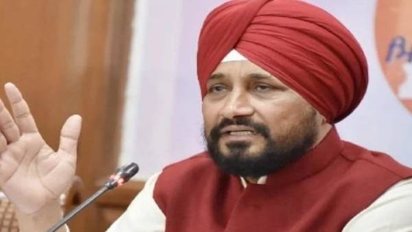 केजरीवाल पर सीएम चन्नी ने किया कटाक्ष