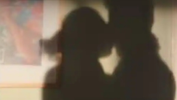 दीपिका और सिद्धांत का Liplock दीपिका और सिद्धांत का Liplock