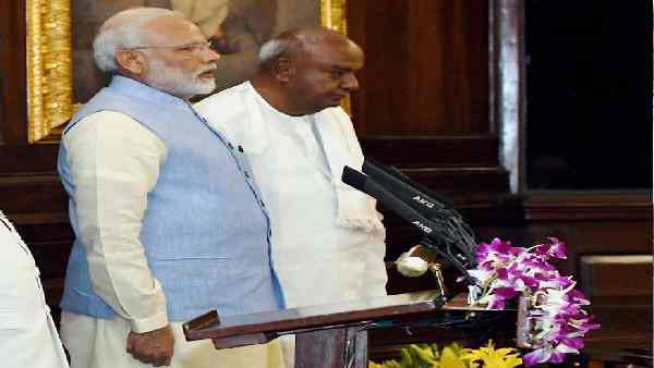 'सक्षम अफसरों को देवगौड़ा ने दी तरजीह' 'सक्षम अफसरों को देवगौड़ा ने दी तरजीह'