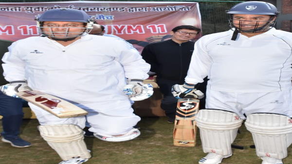 सीएम उतरे मैदान में, जीते मैच