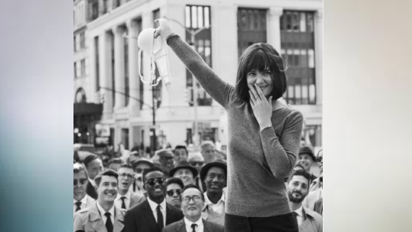 1955 की फोटो बताई 1955 की फोटो बताई