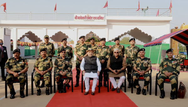 अमित शाह रोहताश बॉर्डर पहुंचे अमित शाह रोहताश बॉर्डर पहुंचे