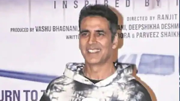 अक्षय कुमार ने खड़ा किया फिल्मों का पहाड़