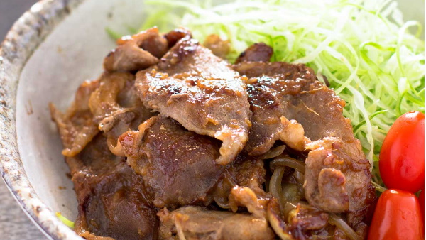 ये खाने भी नहीं रहे पीछे ये खाने भी नहीं रहे पीछे